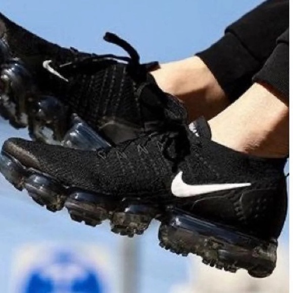 Nike Shoes - Nike Air Vapormax Flyknits. Women’s size 8